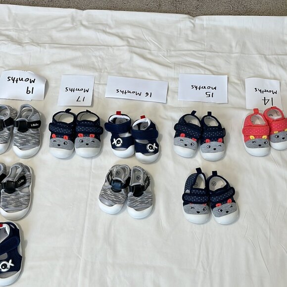 Baby’s boot and sandals NWOT 9 pairs. - Picture 5 of 9